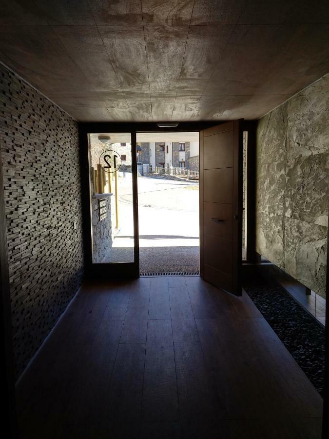 Tuca Del Mont Apartment Benasque Luaran gambar